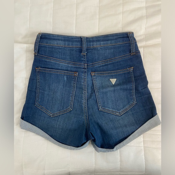 Guess short - US4-6 - Picture 3 of 3